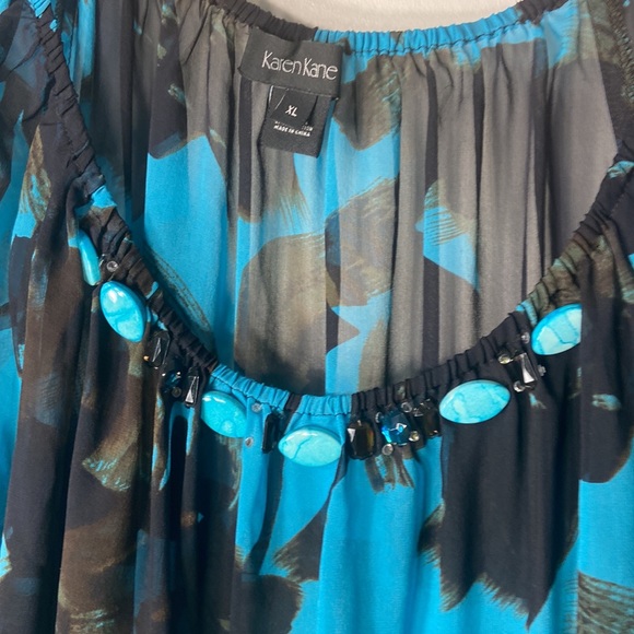 Karen Kane silk blouse - Picture 2 of 13